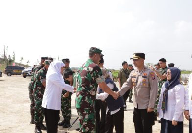 Wakapolres Lamongan Hadiri Kunjungan Kerja Pangdam V/Brawijaya dan Gubernur Jatim di Kampung Pandu Kodim 0812 Lamongan