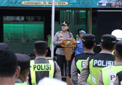 Polres Lamongan Gelar Apel Siaga Pengamanan Malam Takbir Idul Fitri 1447 H Polres Lamongan Gelar Apel Siaga Pengamanan Malam Takbir Idul Fitri 1447 H